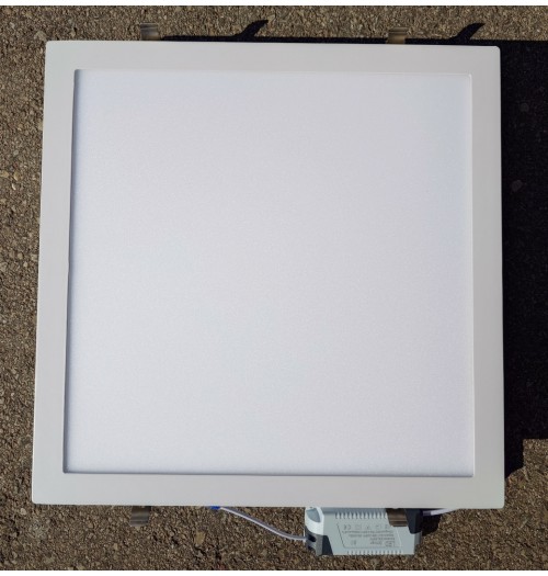 Įleidžiama kvadratinė LED panelė 30W 4000K 2400lm IP20 400x400mm